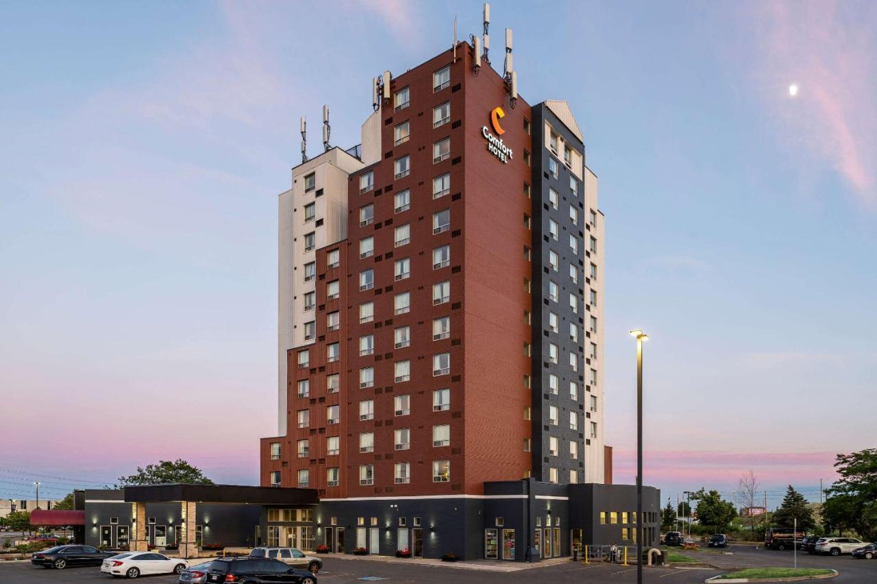 Comfort Airport North Hotel Toronto