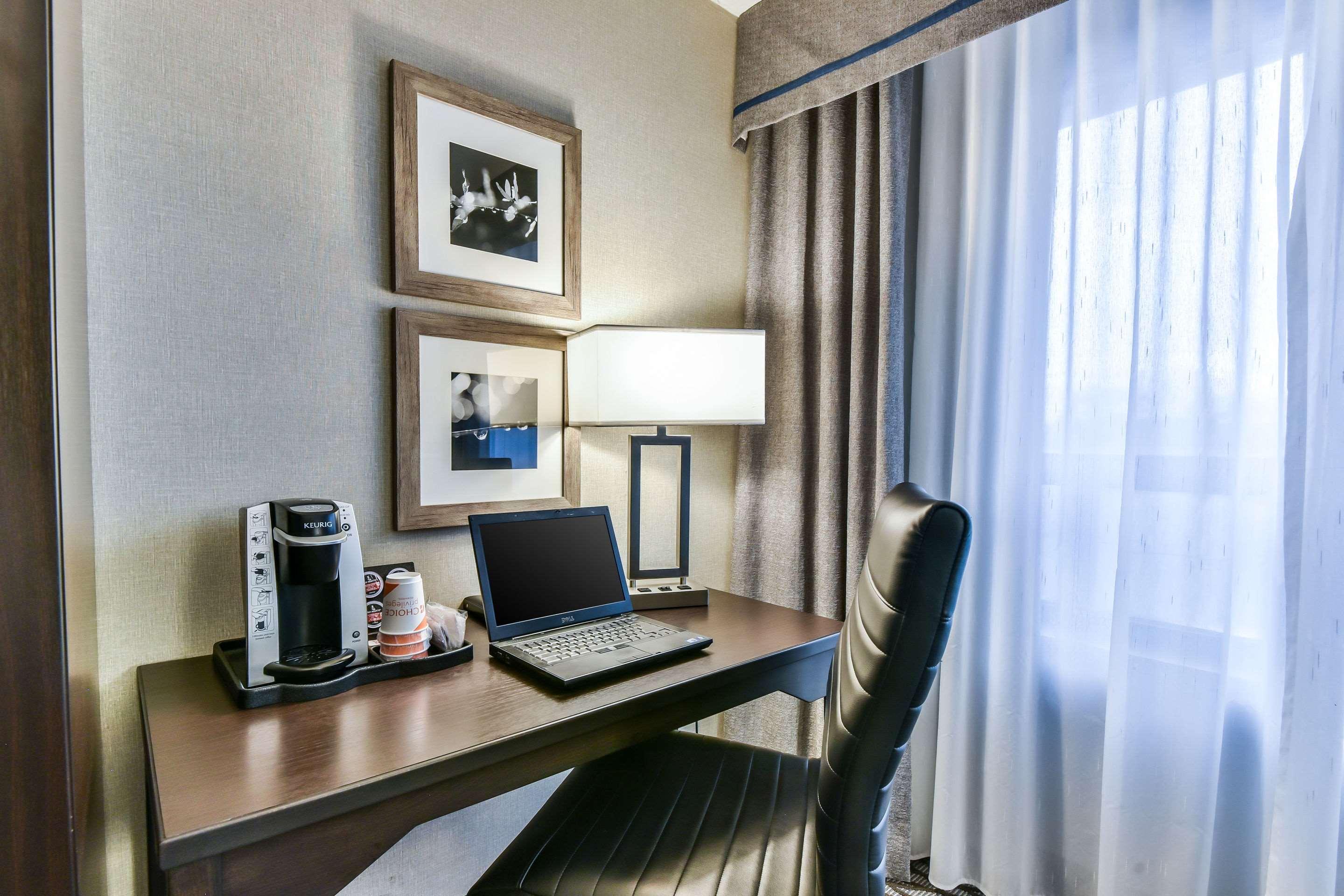 Hotel Comfort Airport North 3*