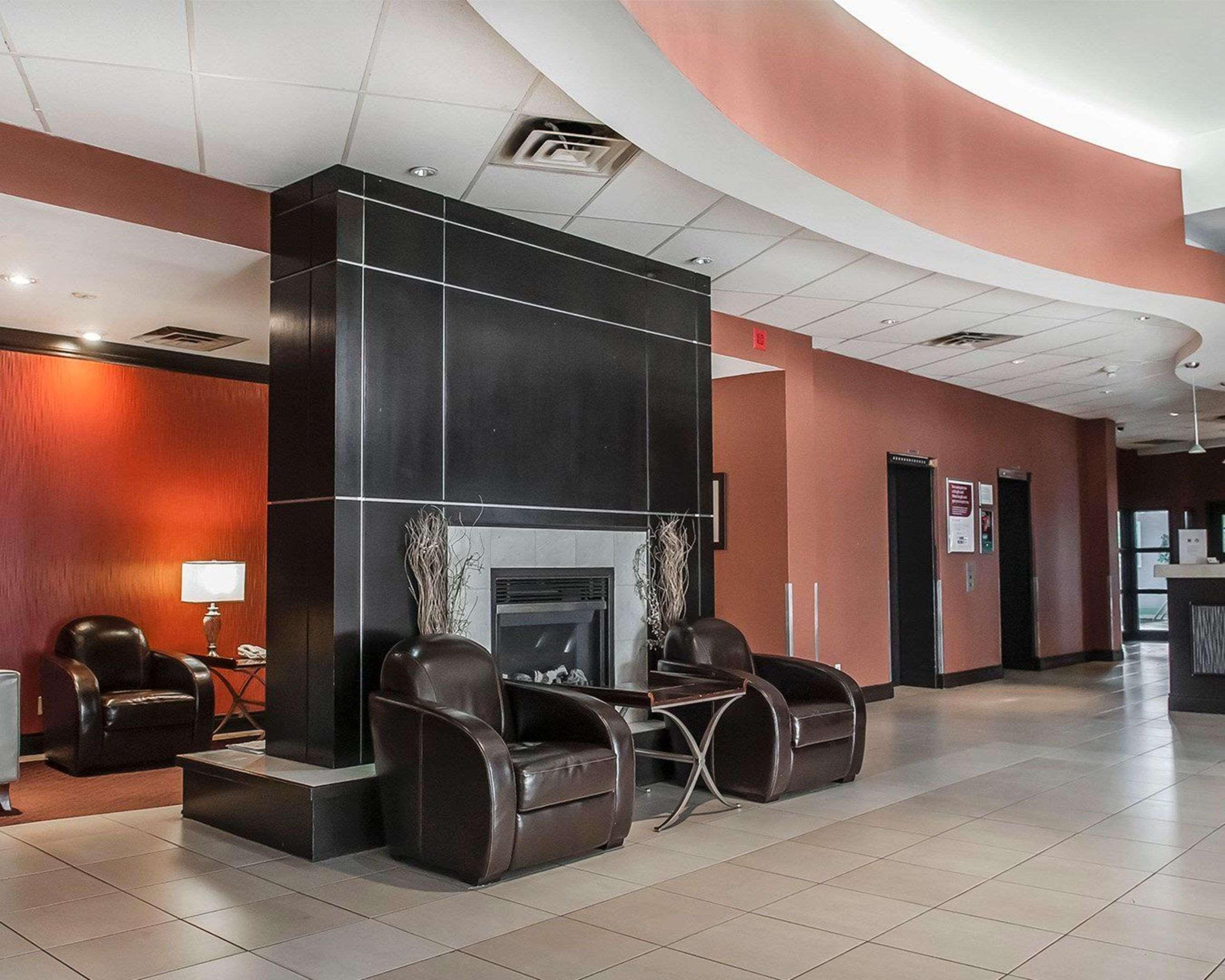 Comfort Airport North Toronto