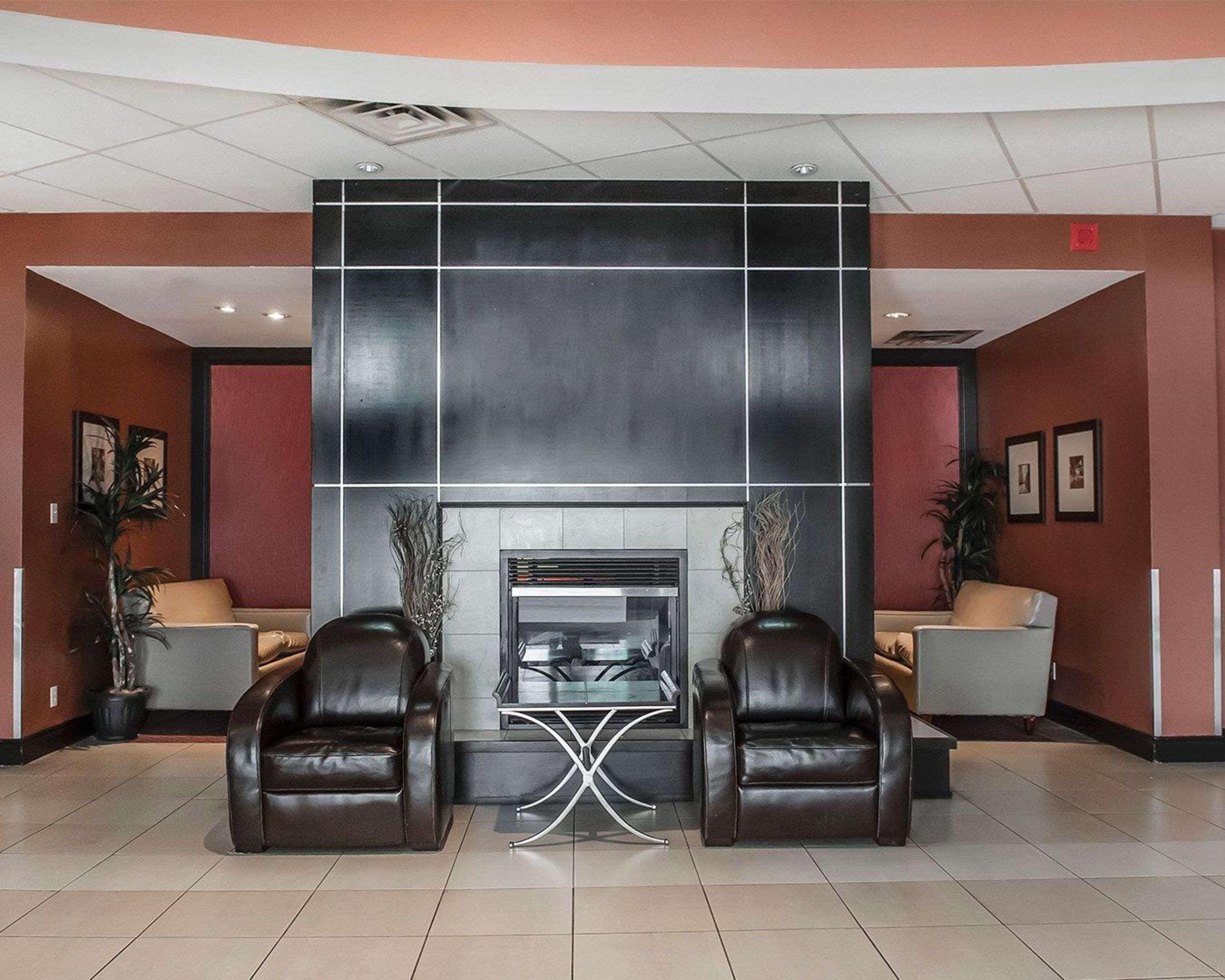 Comfort Airport North 3*