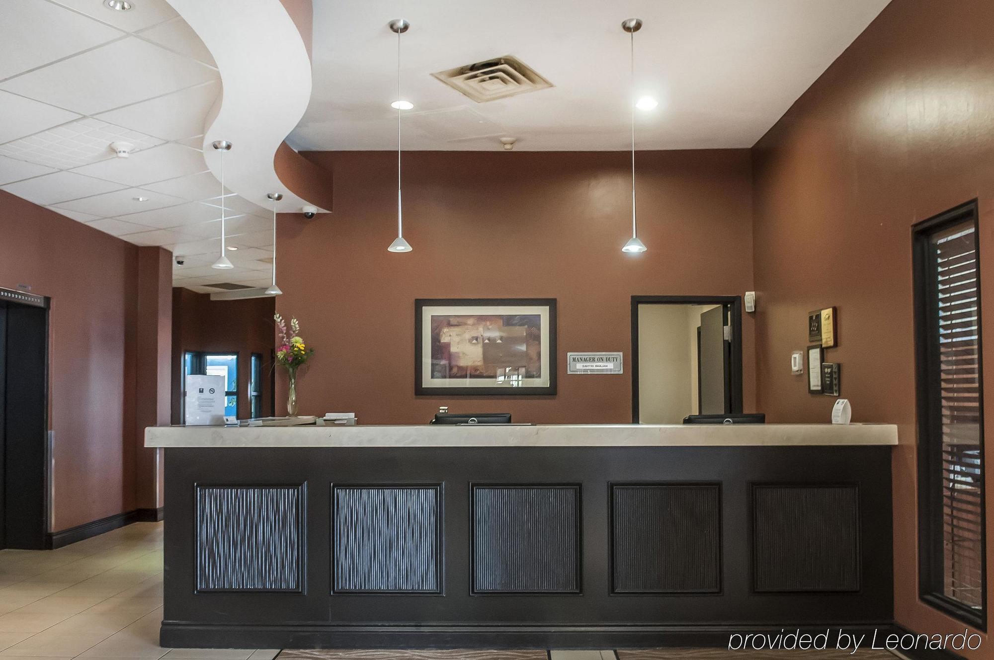 Comfort Airport North Hotel 3*
