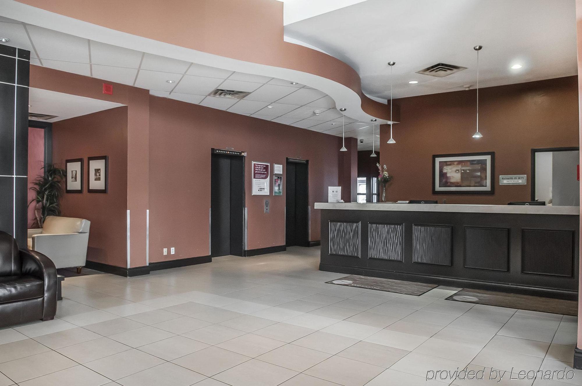 Hotel Comfort Airport North 3*