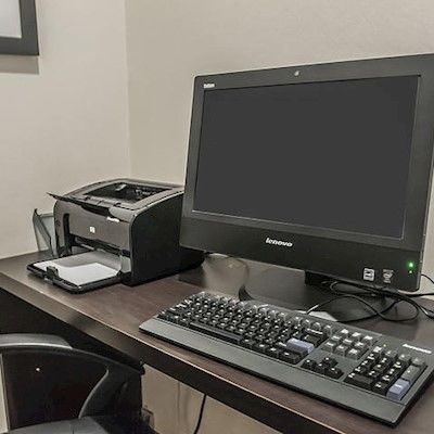 Hotel Comfort Airport North Toronto