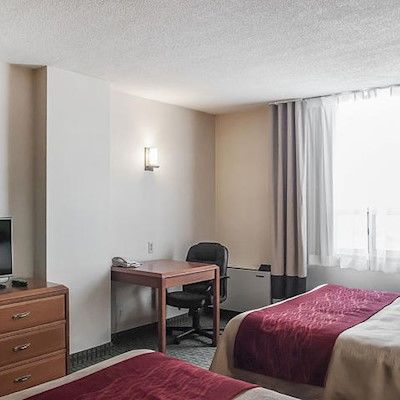 Hotel Comfort Airport North 3*