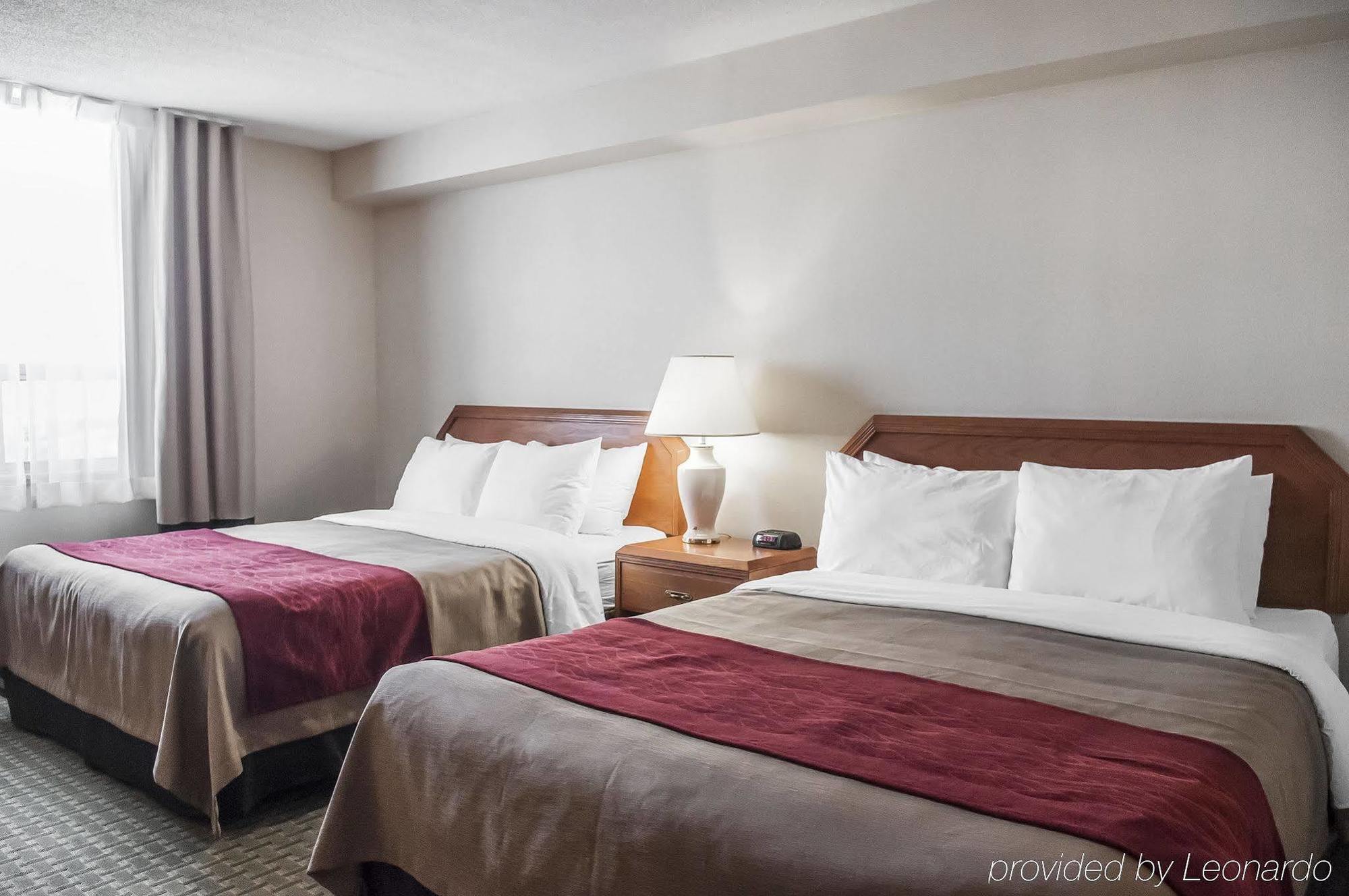 Hotel Comfort Airport North Toronto