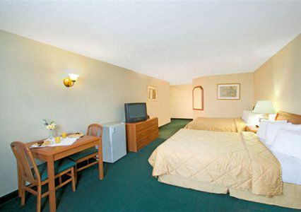 Comfort Airport North 3* Toronto