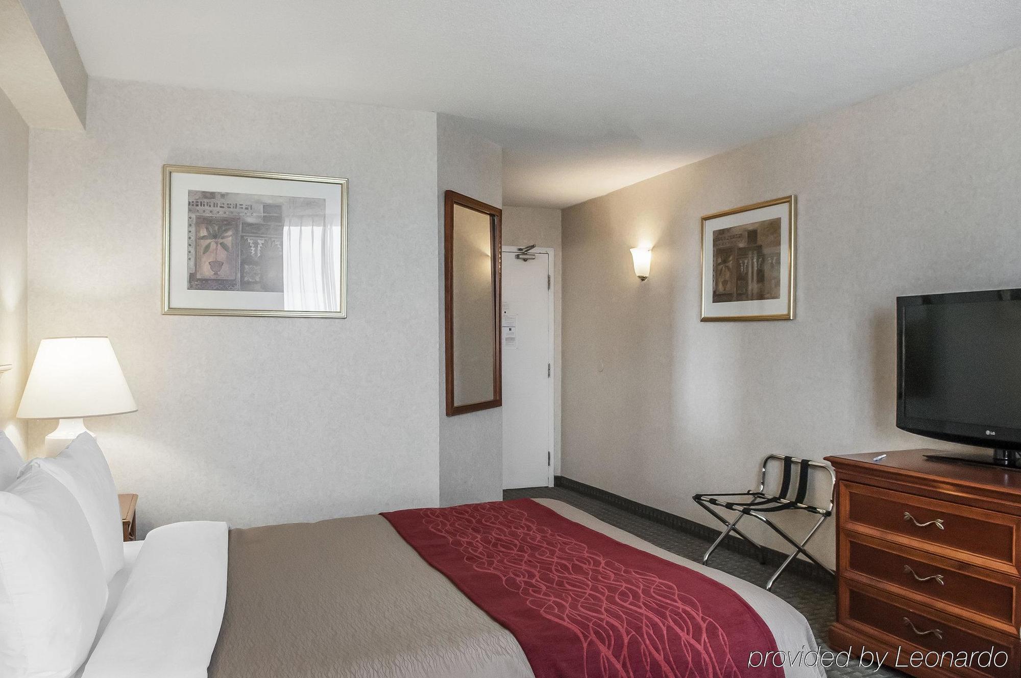 Comfort Airport North Hotel 3*